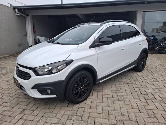 CHEVROLET ONIX 1.4 MPFI ACTIV 8V FLEX 4P AUTOMÁTICO